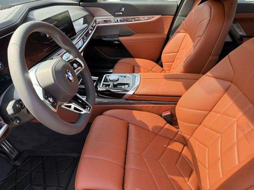 Carbon Black Metallic 2026 BMW 760 xDrive
