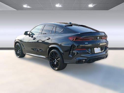 2026 BMW X6 M60i