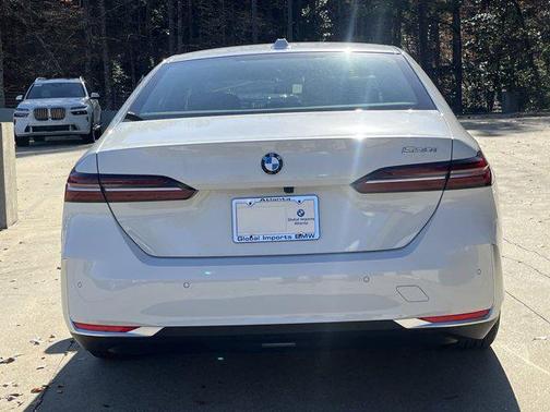 2025 BMW 530 i