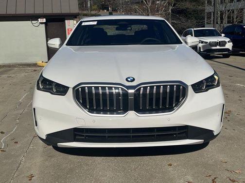 2025 BMW 530 i