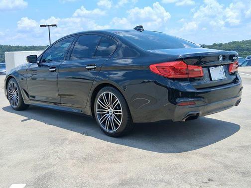 2018 BMW 540 540i