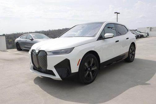 2025 BMW iX xDrive50