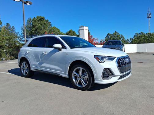 2022 Audi Q3 45 S line Premium Plus