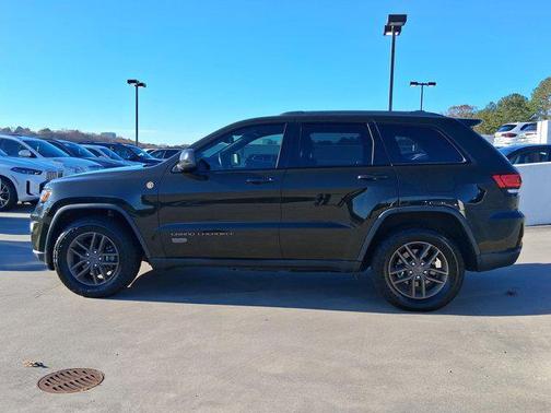 2016 Jeep Grand Cherokee 75th Anniversary