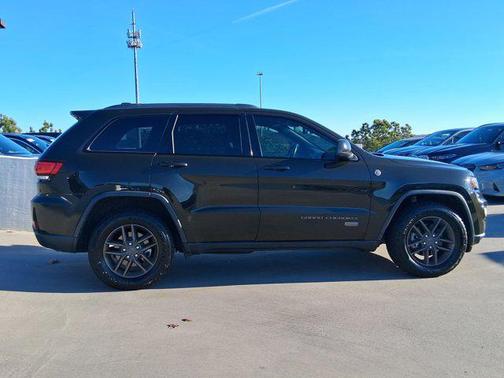 2016 Jeep Grand Cherokee 75th Anniversary