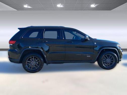 2016 Jeep Grand Cherokee 75th Anniversary