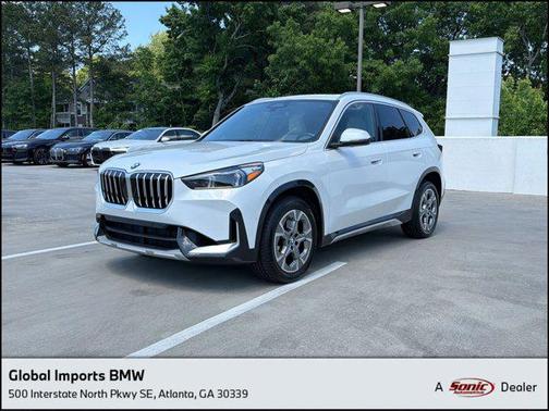 Mineral White Metallic 2025 BMW X1 xDrive28i