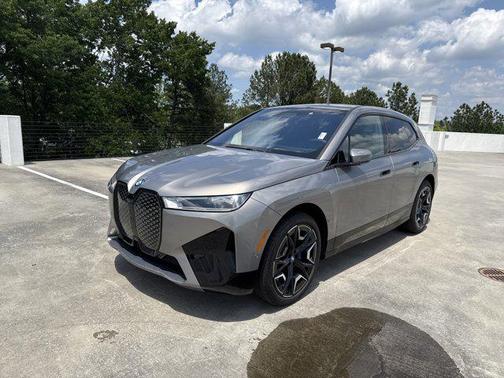 2025 BMW iX xDrive50
