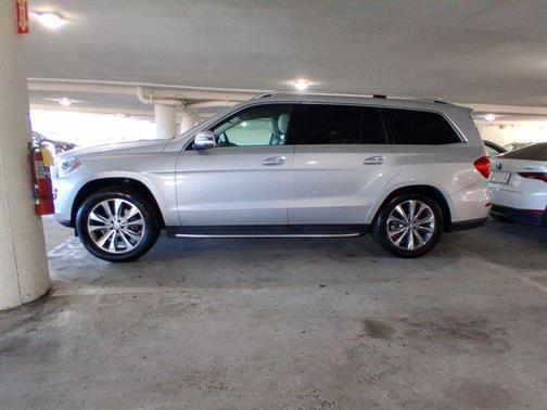 2016 Mercedes-Benz GL-Class 4MATIC