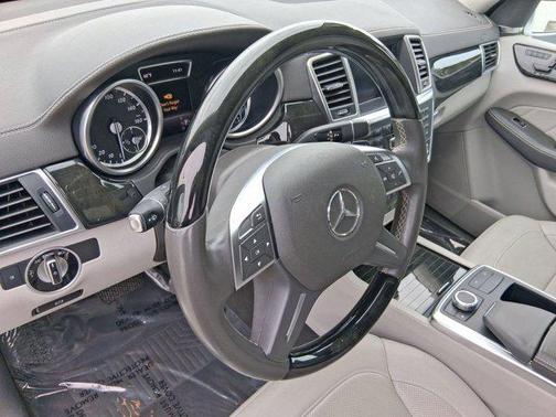 2016 Mercedes-Benz GL-Class 4MATIC