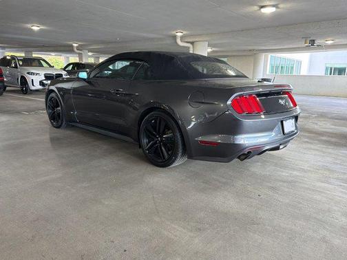 2017 Ford Mustang EcoBoost Premium