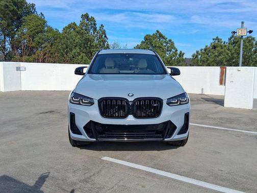 2023 BMW X3 M40i