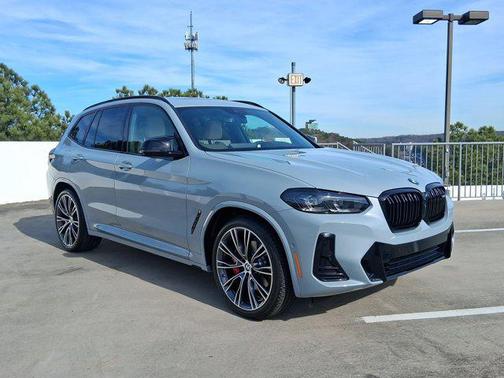 2023 BMW X3 M40i