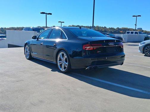 2015 Audi S8 4.0T