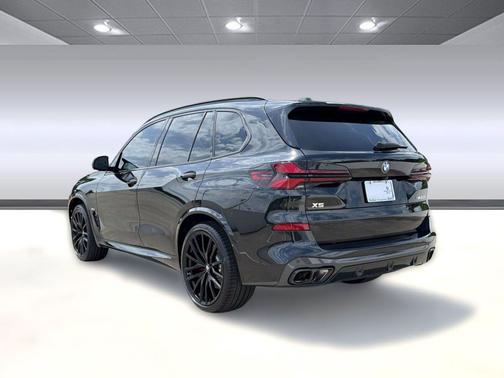 Black Sapphire Metallic 2025 BMW X5 M60i