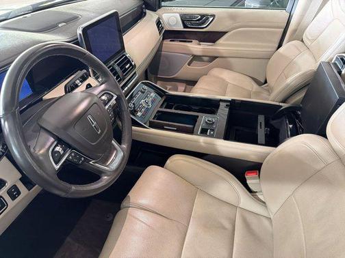Infinite Black 2020 Lincoln Navigator Reserve
