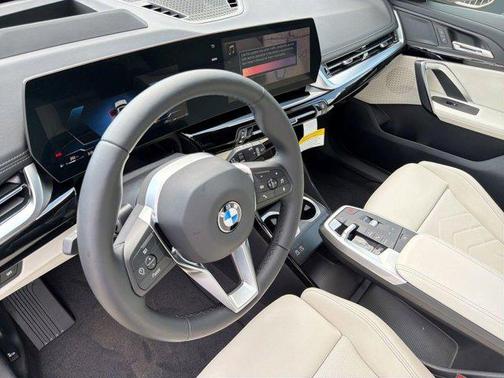 Cape York Green Metallic 2026 BMW X1 xDrive28i