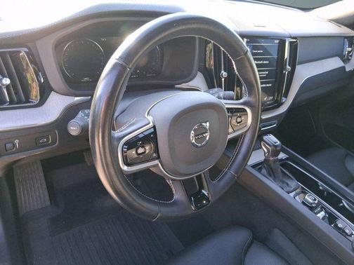 2020 Volvo XC60 T5 Inscription