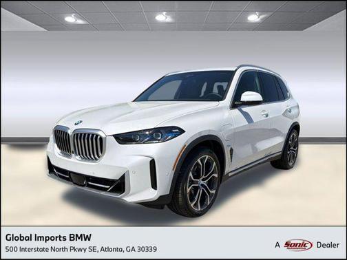Mineral White Metallic 2026 BMW X5 PHEV xDrive50e