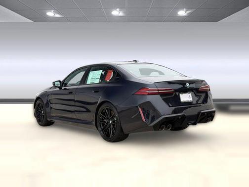 2026 BMW M5 Base