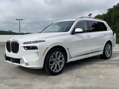 2023 BMW X7 xDrive40i