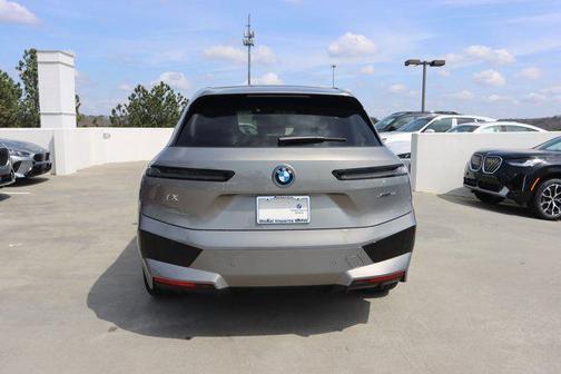 2025 BMW iX xDrive50
