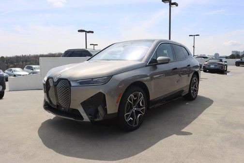 2025 BMW iX xDrive50