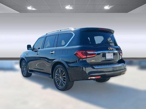 2023 INFINITI QX80 SENSORY AWD