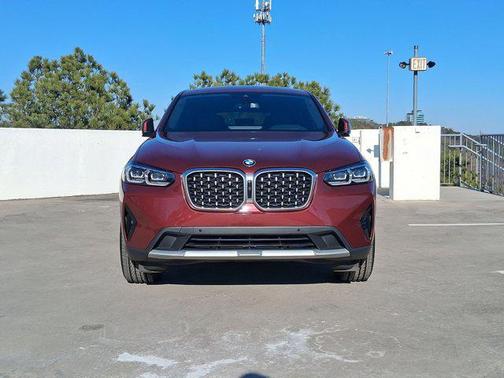2023 BMW X4 xDrive30i