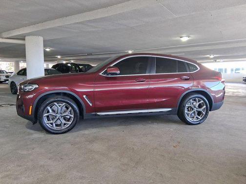 2023 BMW X4 xDrive30i