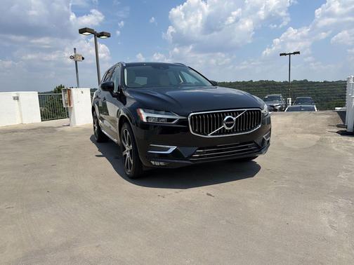 Onyx Black Metallic 2020 Volvo XC60 T5 Inscription