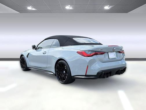 Brooklyn Grey Metallic 2023 BMW M4 Competition xDrive