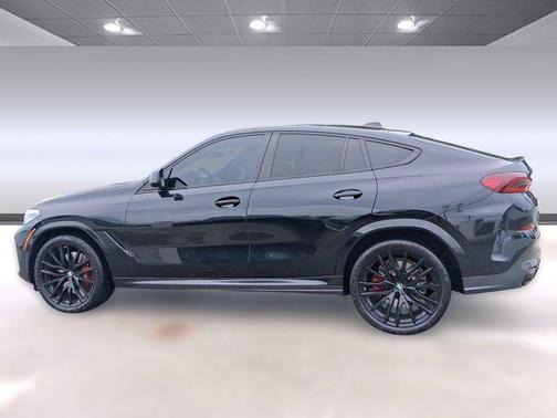 2023 BMW X6 M50i