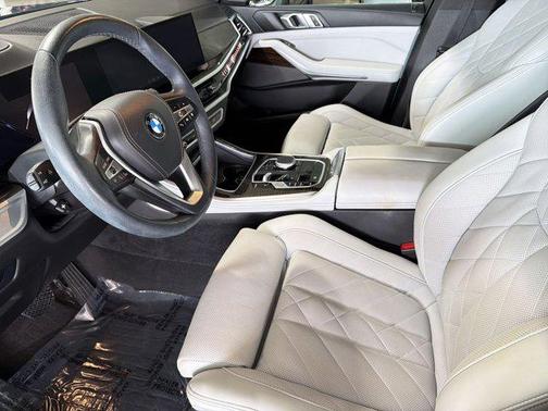 Blue Ridge Mountain Metallic 2024 BMW X5 sDrive40i