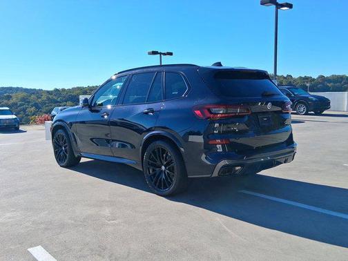 2023 BMW X5 M50i