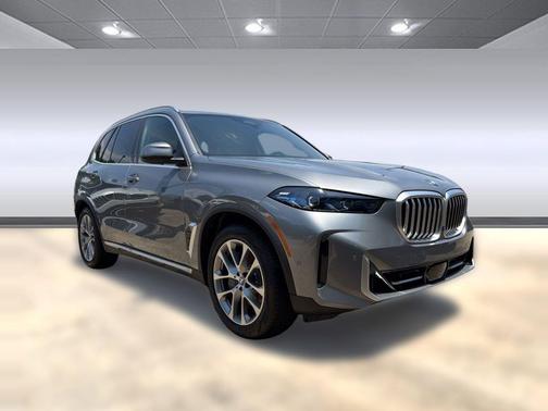 Skyscraper Grey Metallic 2026 BMW X5 PHEV xDrive50e