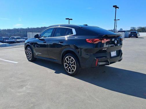 2025 BMW X2 xDrive28i