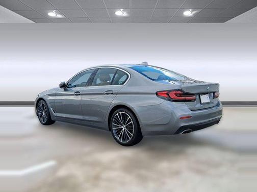 2023 BMW 530 i