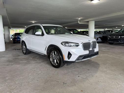 White 2022 BMW X3 sDrive30i