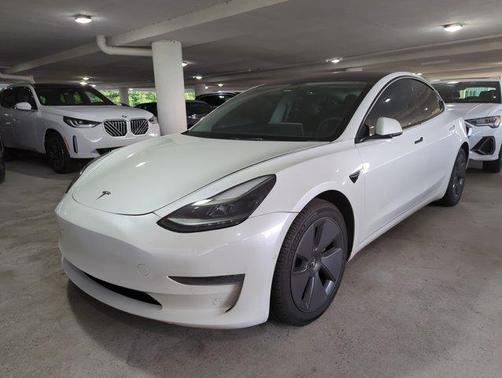 2022 Tesla Model 3 Long Range