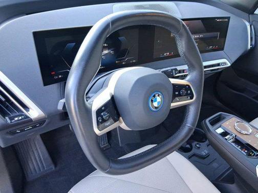 2024 BMW iX xDrive50