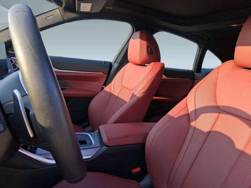2025 BMW M440 i