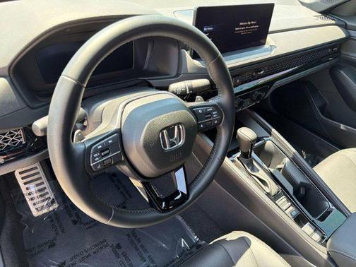 Platinum White Pearl 2024 Honda Accord Hybrid Sport-L