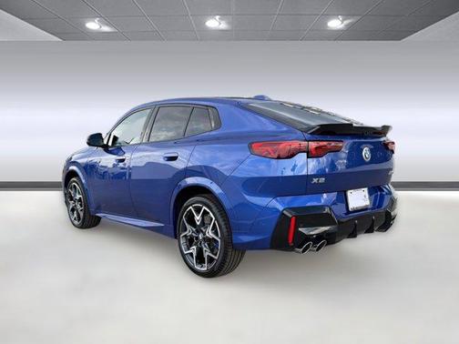 2025 BMW X2 M35i