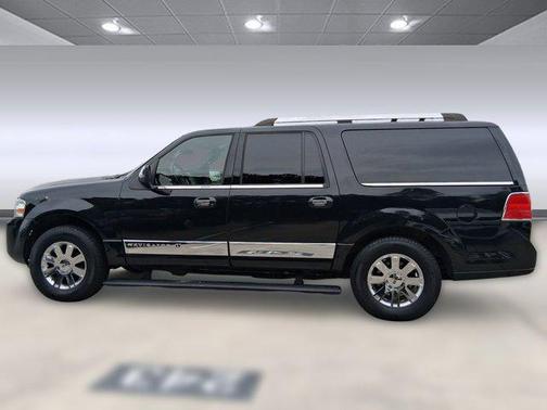 2014 Lincoln Navigator Base