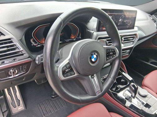2023 BMW X4 xDrive30i