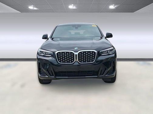 2023 BMW X4 xDrive30i