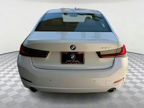2024 BMW 330 i