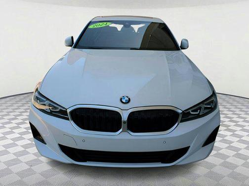 2024 BMW 330 i