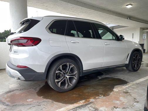 2023 BMW X5 sDrive40i